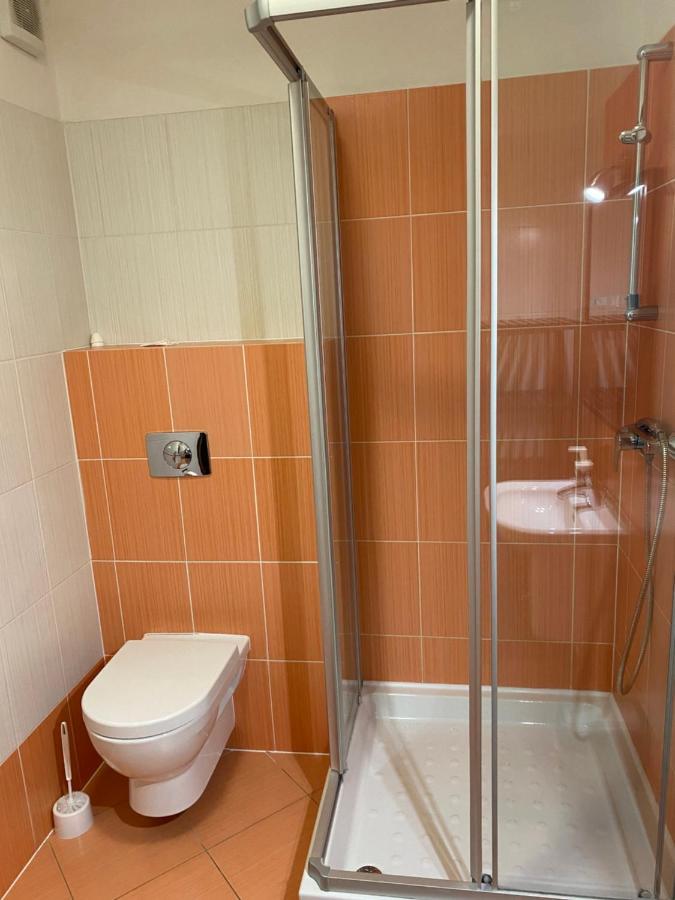 Apartman Viktoria 5 Ruzomberok Buitenkant foto
